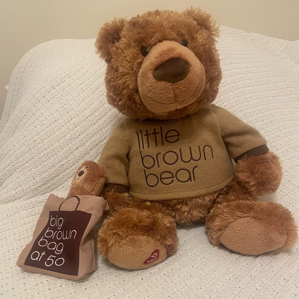 Bloomingdale’s THE BROWN BEAR plush collectible
